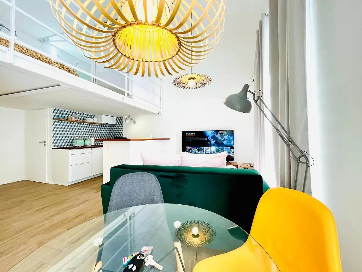 Apartamento Duplex climatisé-Hauteur sous plafond 1,9m-Parking gratuit-Netflix-Arrivée autonome !! Duplex-Ceiling height 1,9m-Free parking-Netflix-Self check in Aviñón