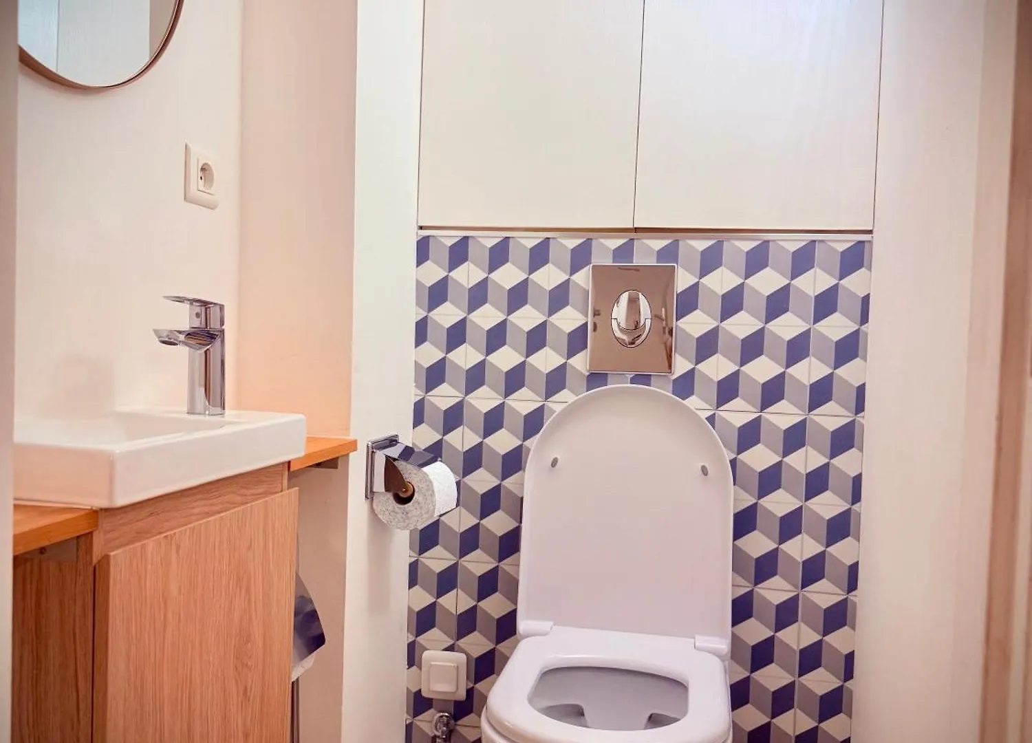 Duplex climatisé-Hauteur sous plafond 1,9m-Parking gratuit-Netflix-Arrivée autonome !! Duplex-Ceiling height 1,9m-Free parking-Netflix-Self check in Aviñón 0*,  Francia